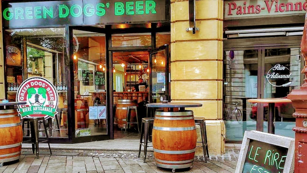 Photo du bar GREEN DOGS' BEER