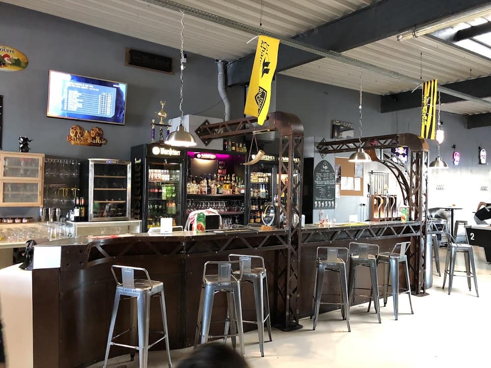 Photo du bar Hangar 8