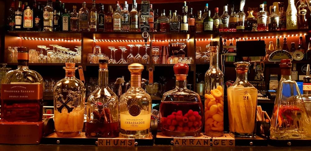 Photo du bar LA RAFFINERIE
