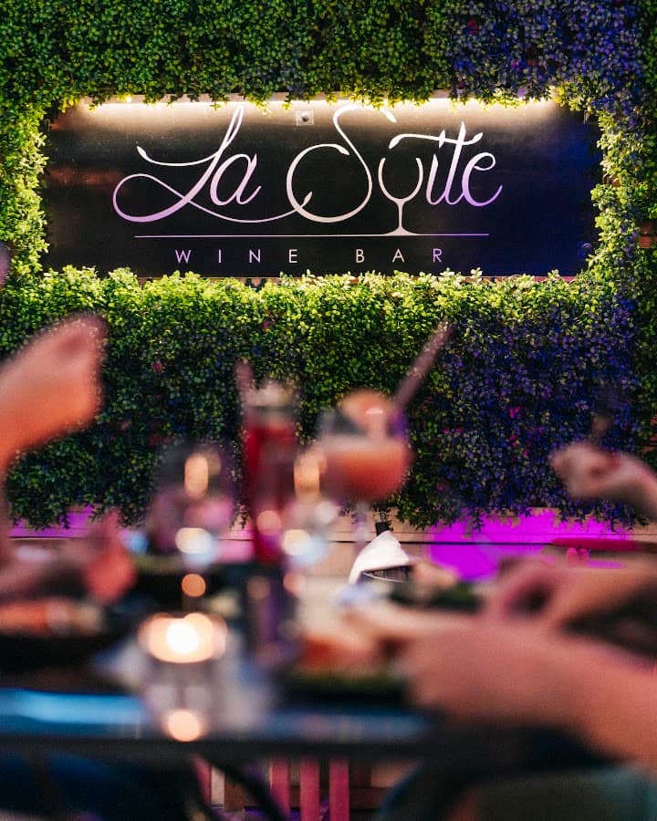 Photo du bar La Suite Wine Bar