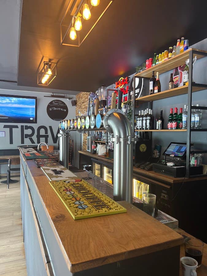 Photo du bar La Trav’ Bar