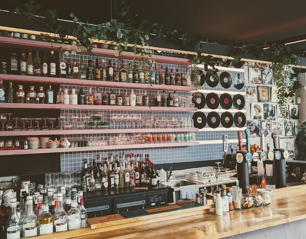 Photo du bar LE SHERWOOD - Cocktail - Music - Food