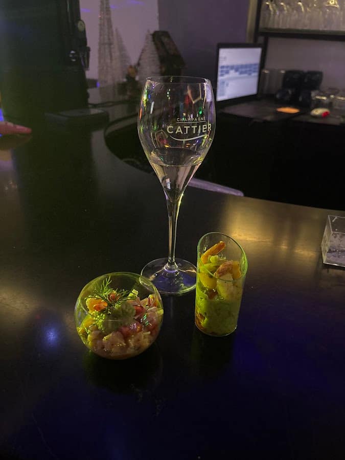 Photo du bar LOPIUM lounge