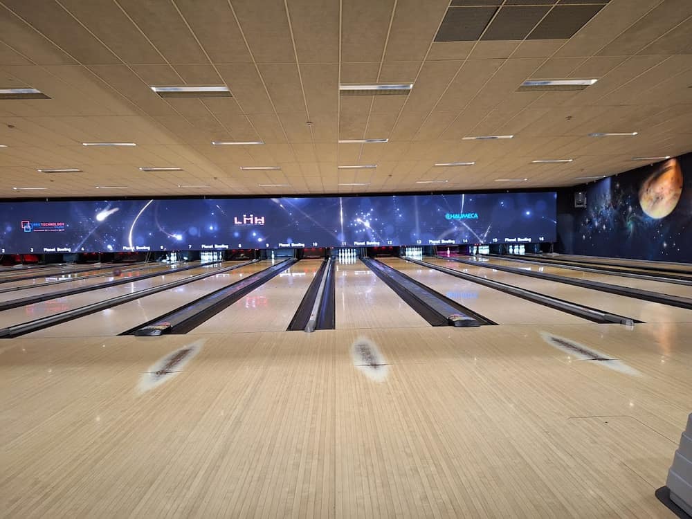 Photo du bar Planet : Bowling, Quiz Boxing, Karaoké, Experimental Parc, Vr